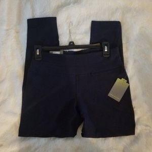 Tek Gear 7/8 Cropped mid rise workout leggings